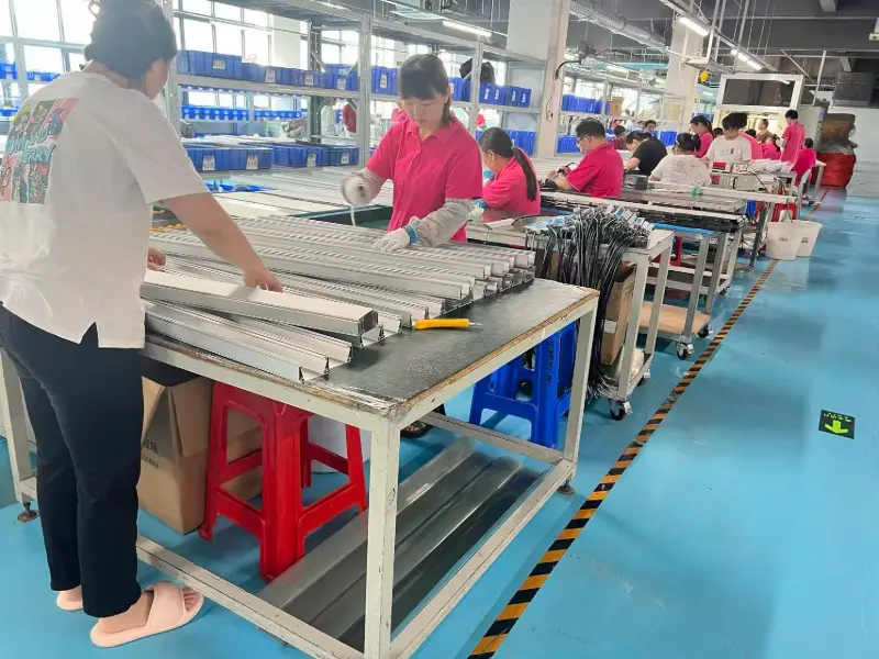 ShineLong industrial warehouse lighting environment.