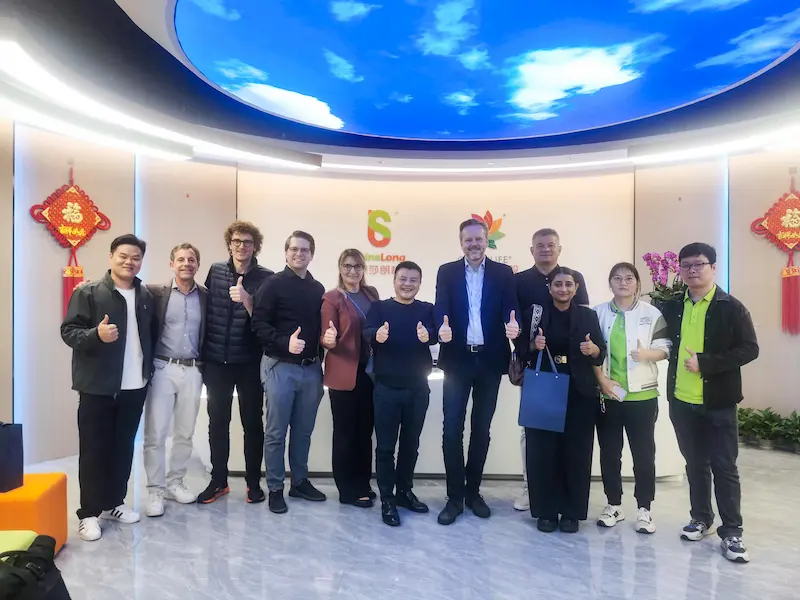 Global customer visiting ShineLong factory