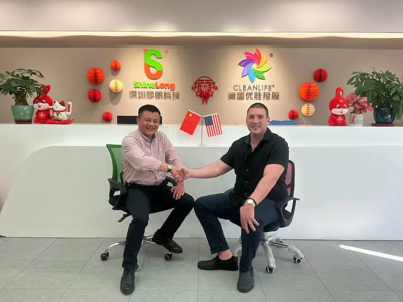 ShineLong customer group during a long-term partnership visit