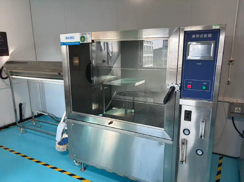 IP waterproof testing chamber for LED luminaires